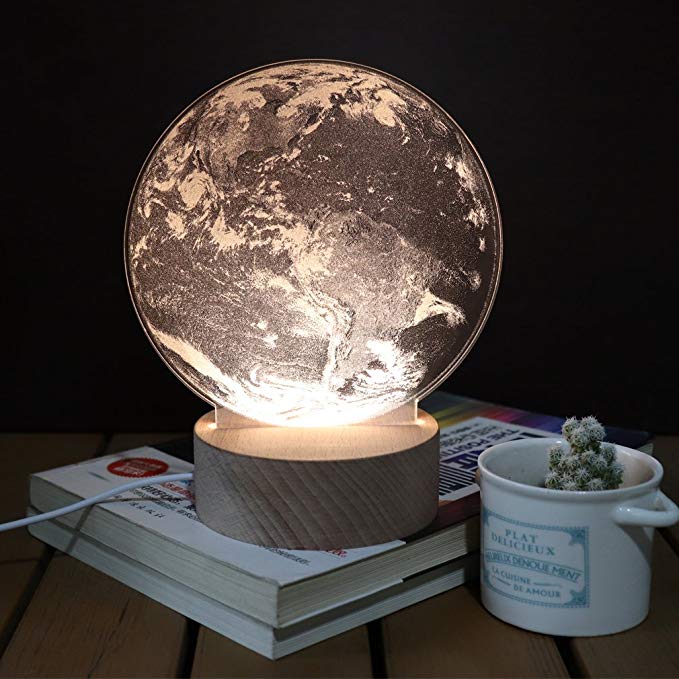 Hynawin 3D Acrylic Night Light LED Optical Night Lamps,ABS Base & USB Charger Perfect Gift for Chirstmas and Birthday(The Earth)